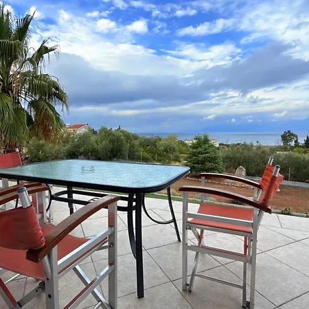 View δύο υπνοδωματιων * Loukissia